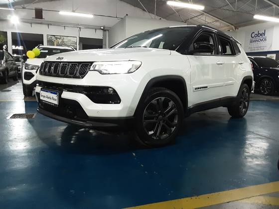 JEEP COMPASS 1.3 T270 TURBO FLEX LONGITUDE AT6 JEEP COMPASS 1.3 T270 TURBO FLEX LONGITUDE AT6